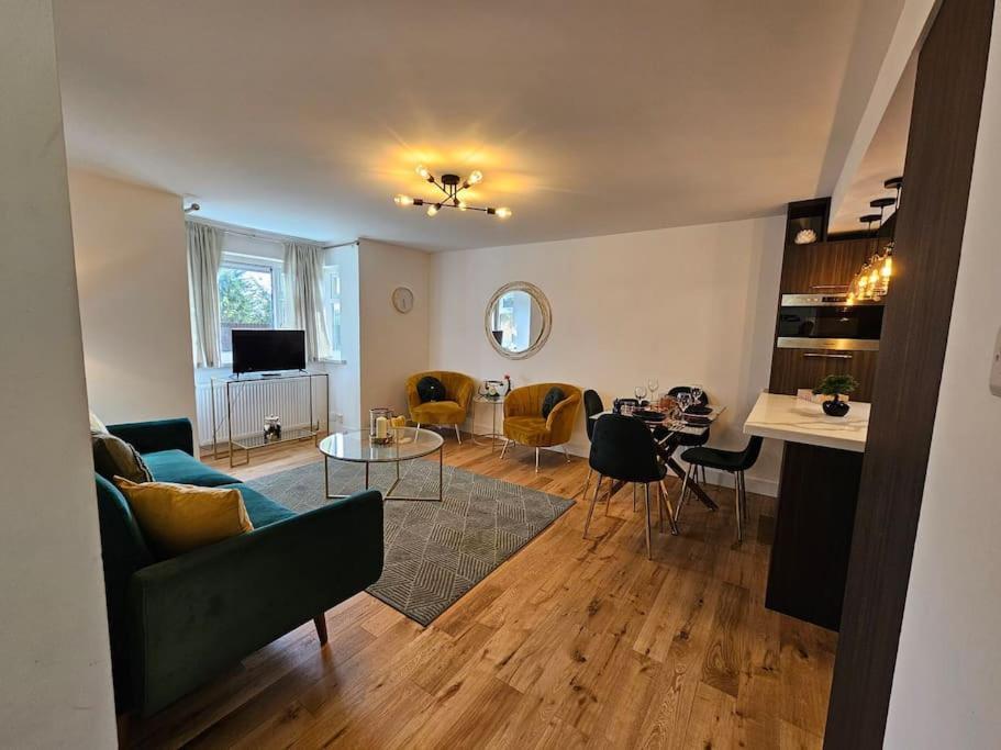 Comfortable Two Bedroom Flat Hove Extérieur photo