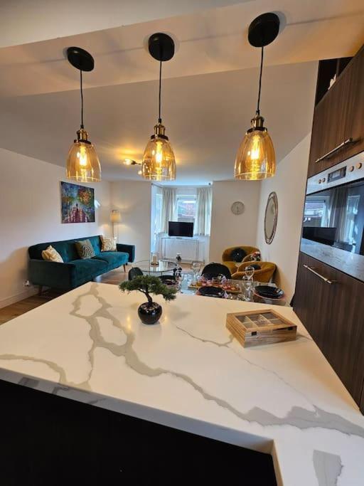 Comfortable Two Bedroom Flat Hove Extérieur photo